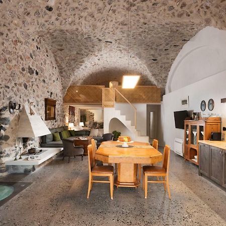 Canava Villas #2 In Santorini Private Pool Emporio  エクステリア 写真