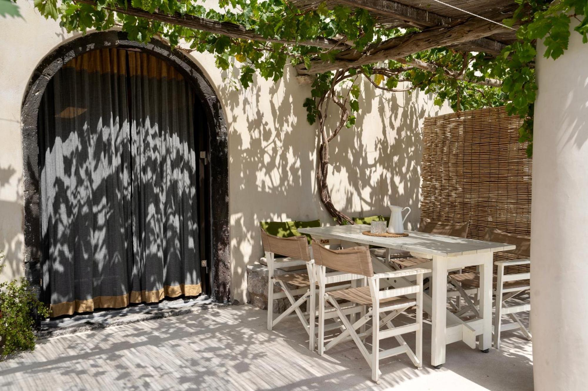 Canava Villas #2 In Santorini Private Pool Emporio  エクステリア 写真