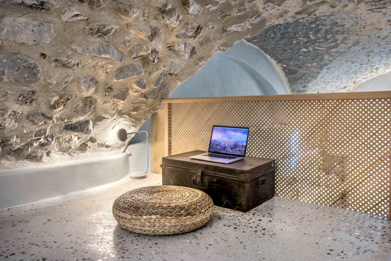 Canava Villas #2 In Santorini Private Pool Emporio  エクステリア 写真
